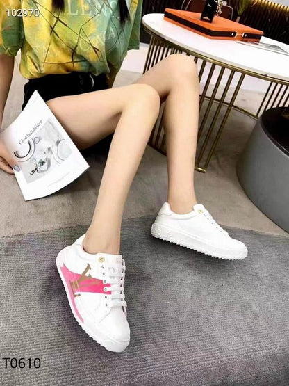 LU Sneakers Run Away