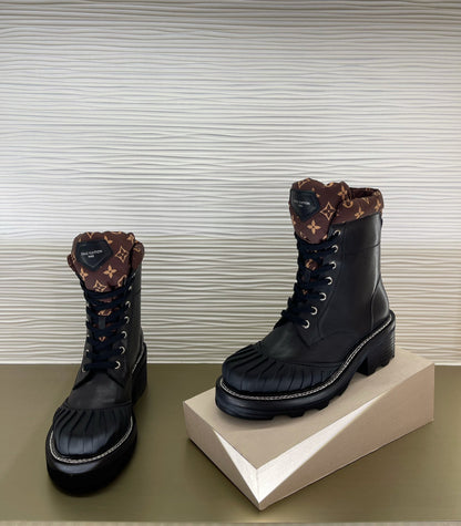 LU BEAUBOURG ANKLE  Boots
