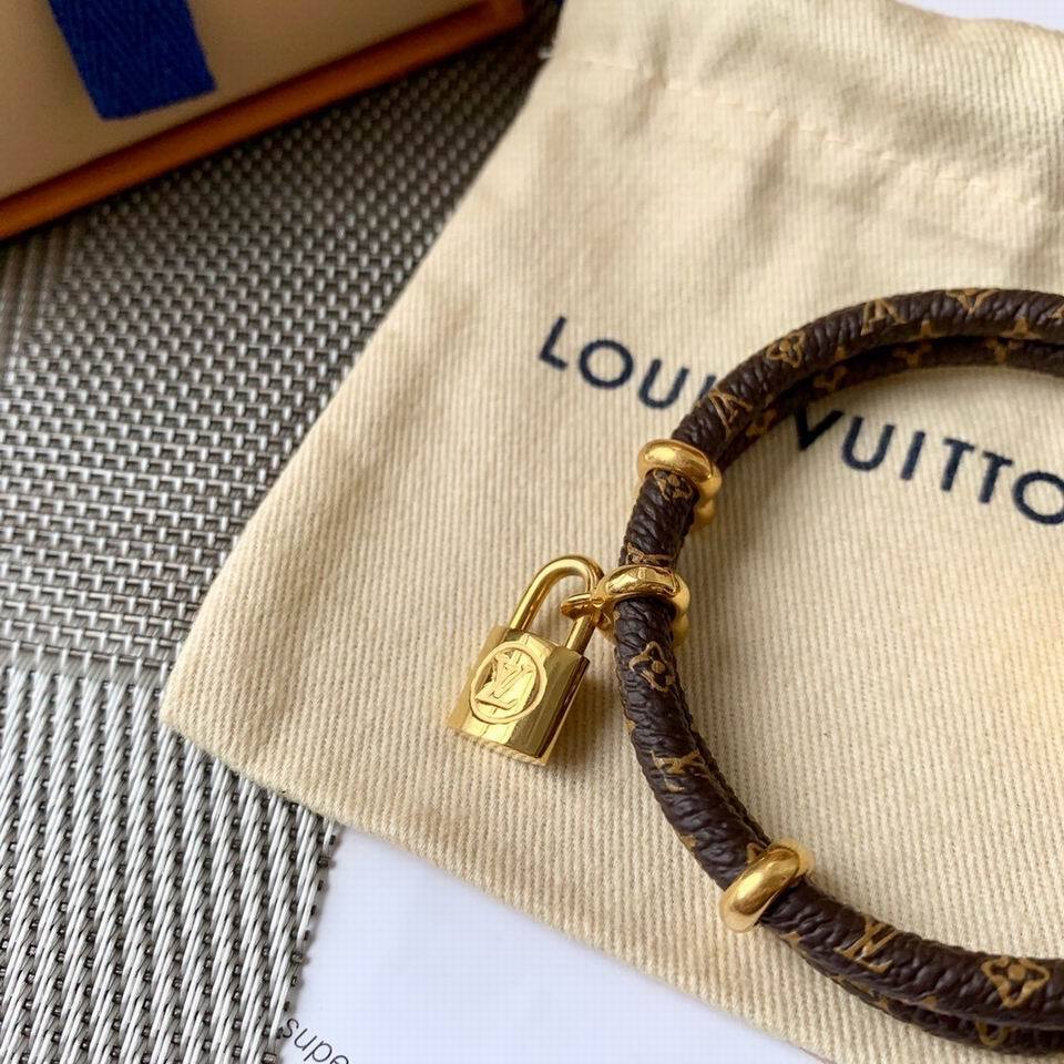 LU Bracelet Leather