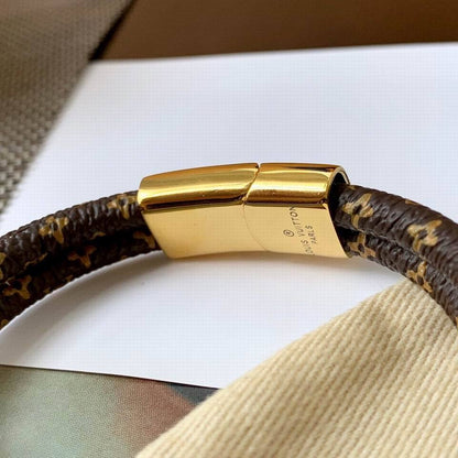 LU Bracelet Leather