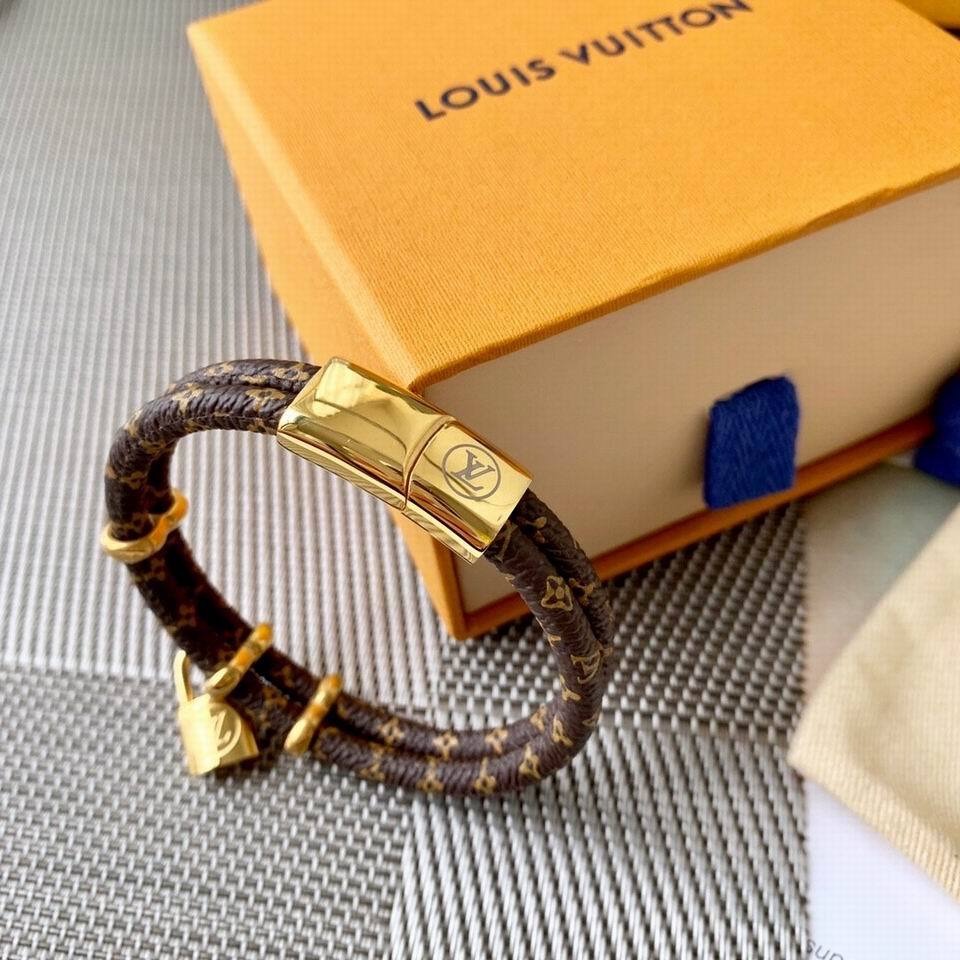 LU Bracelet Leather