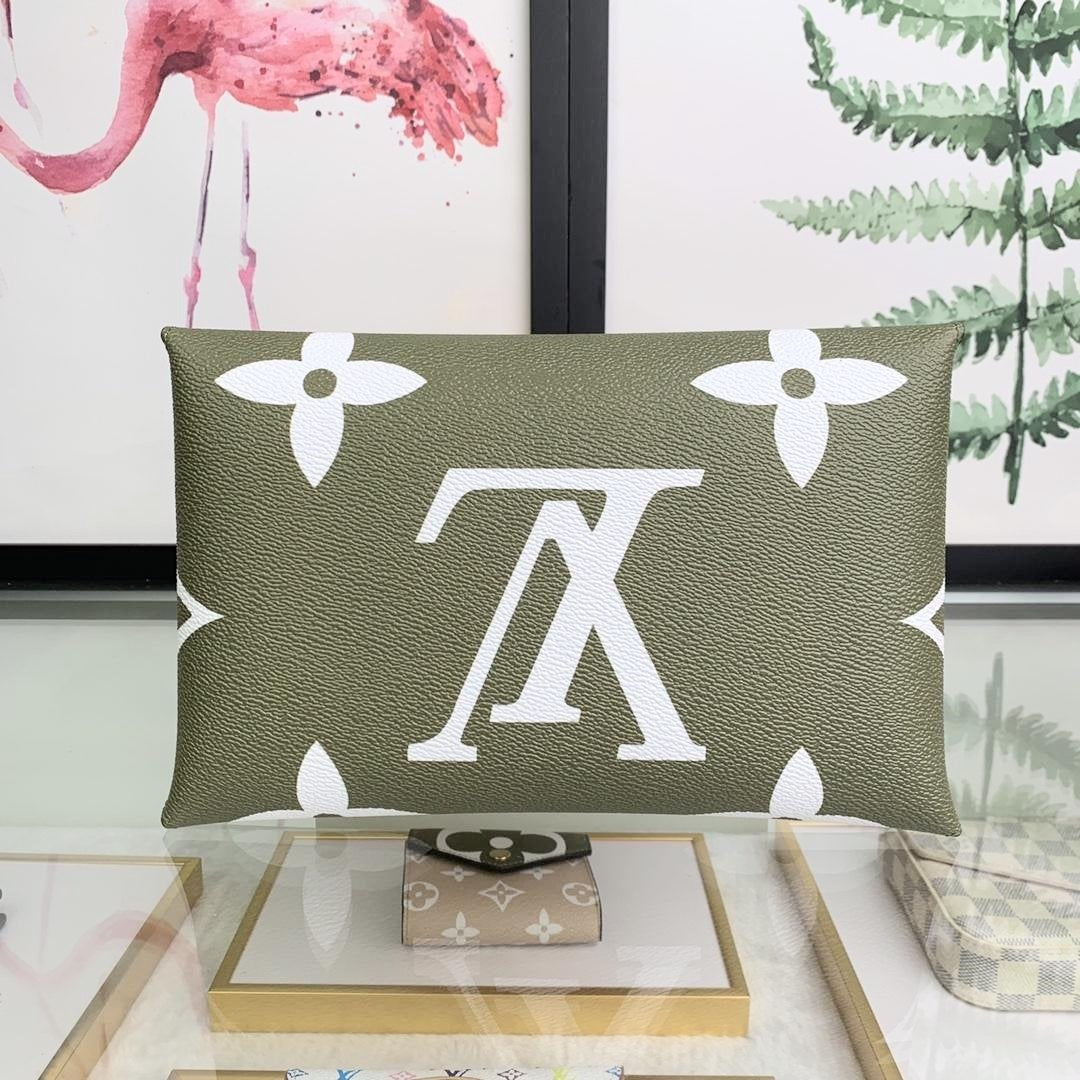 vuitton envelope bag