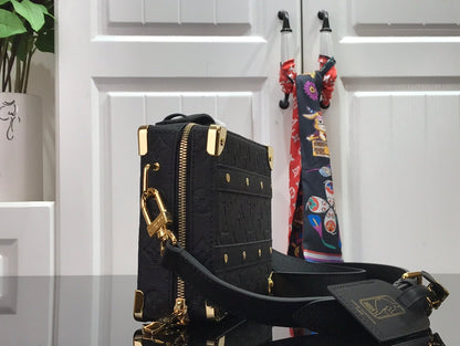 LU Bag Trunk Messenger   23 cm