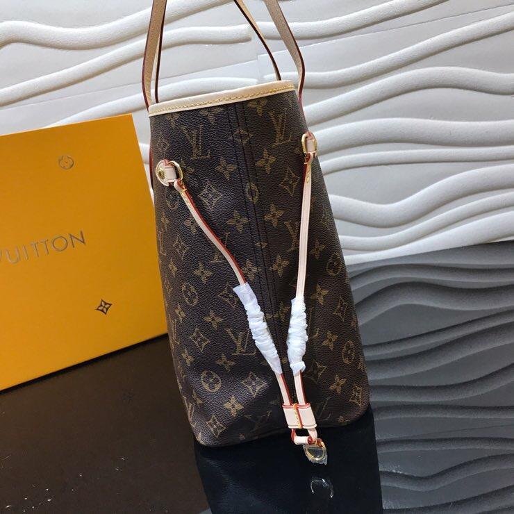 LU Never Leather Mono Bag