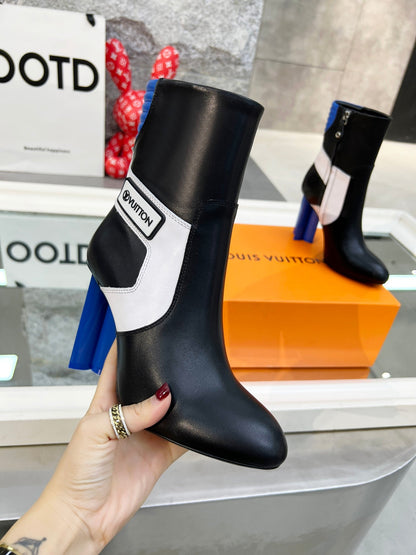LU Boots Heels Silhouette