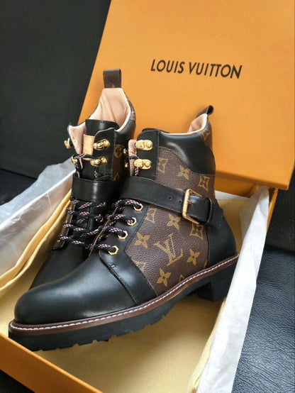 LU Boots Mono