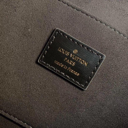 LU  Bag Black