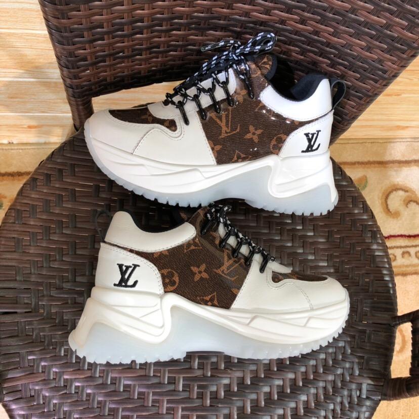 LU  Leather Sneaker Pulse 3 Colors
