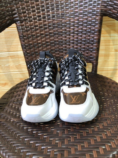 LU  Leather Sneaker Pulse 3 Colors