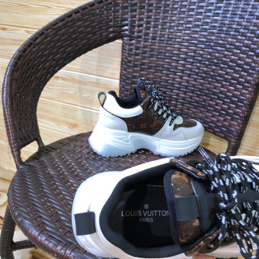 LU  Leather Sneaker Pulse 3 Colors