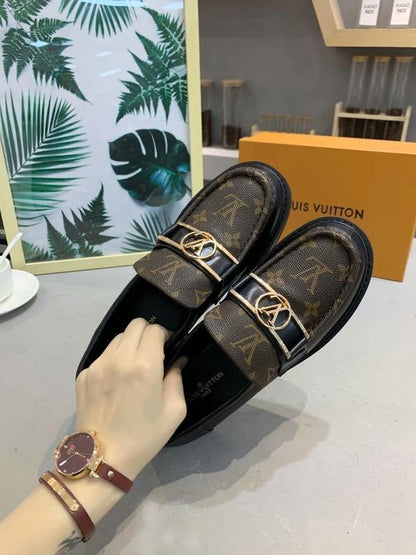 LU  Shoes Mono