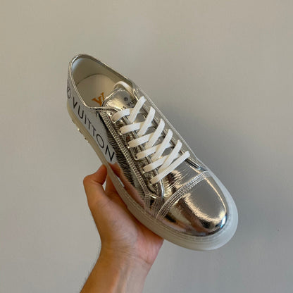 LU Sneakers