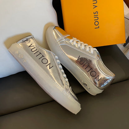 LU Sneakers
