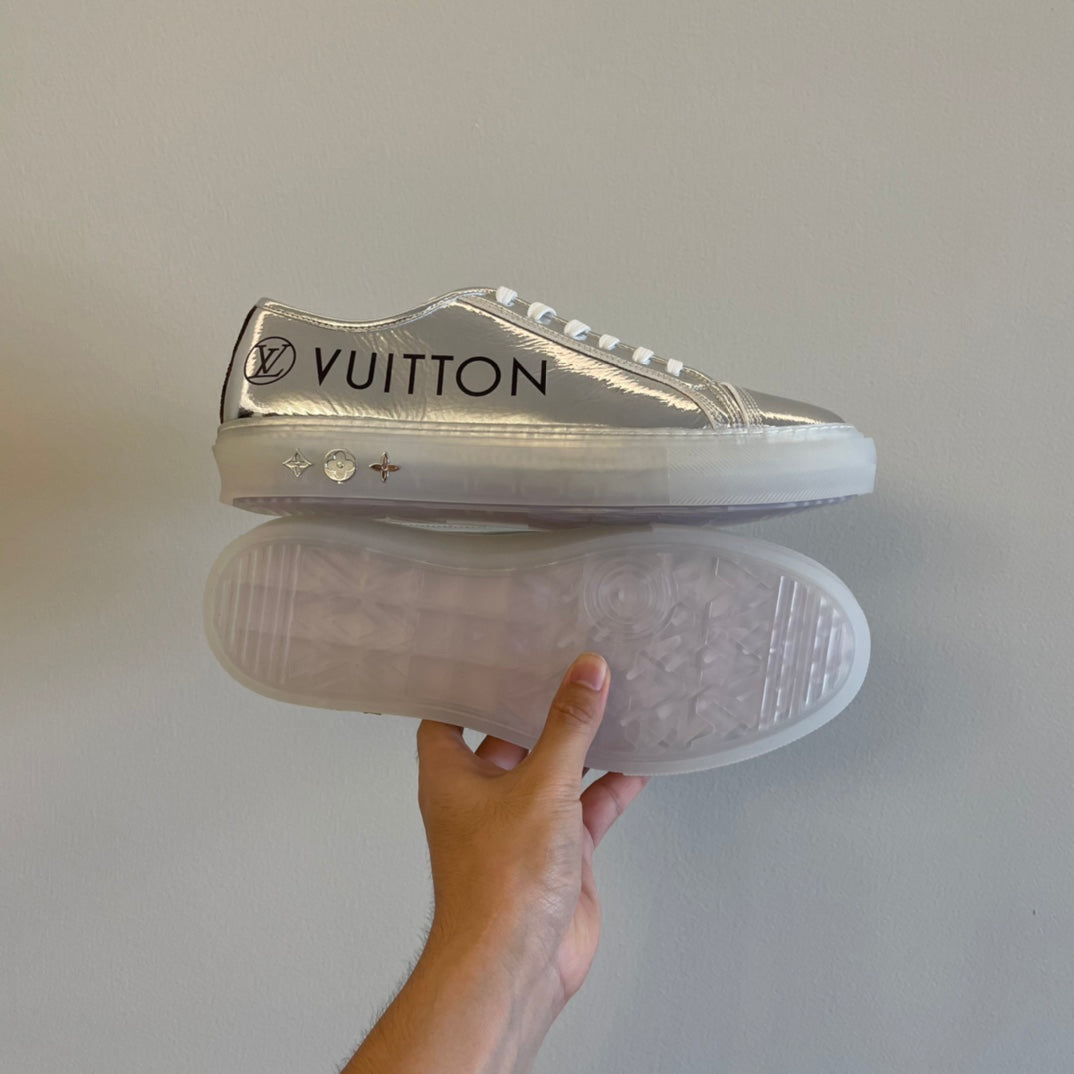 LU Sneakers