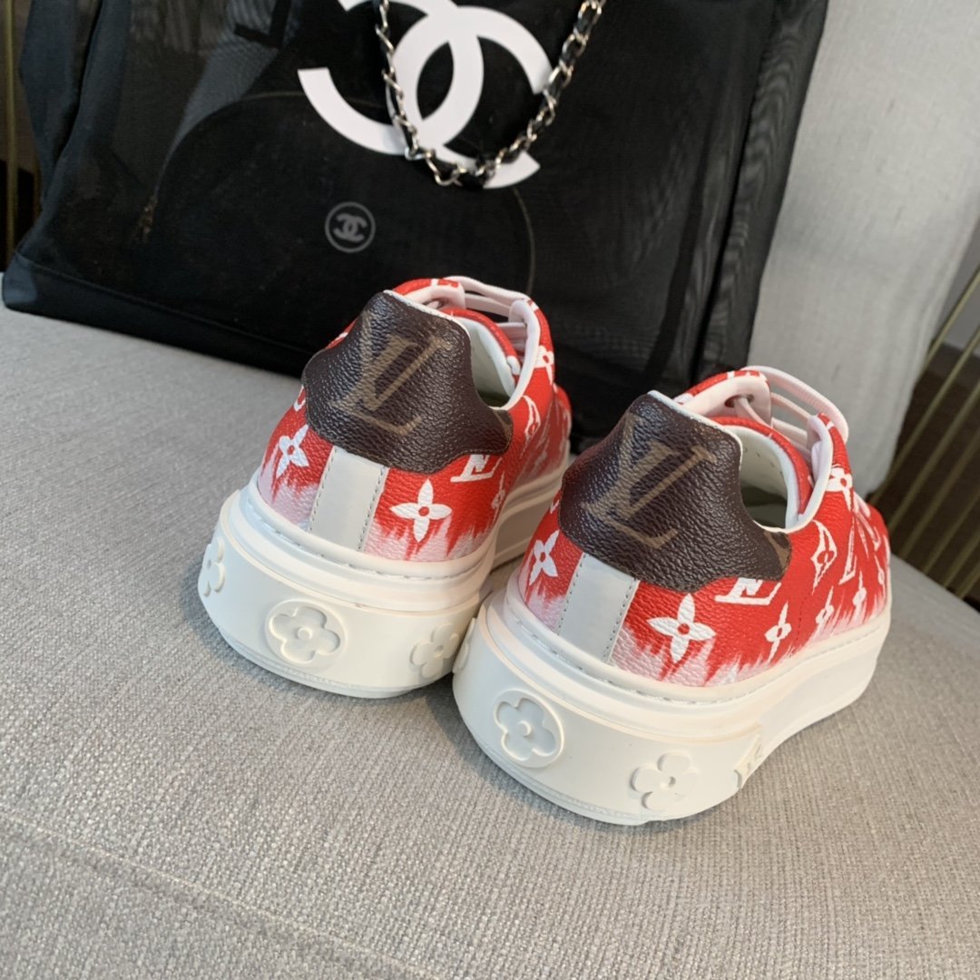 LU Sneakers Red