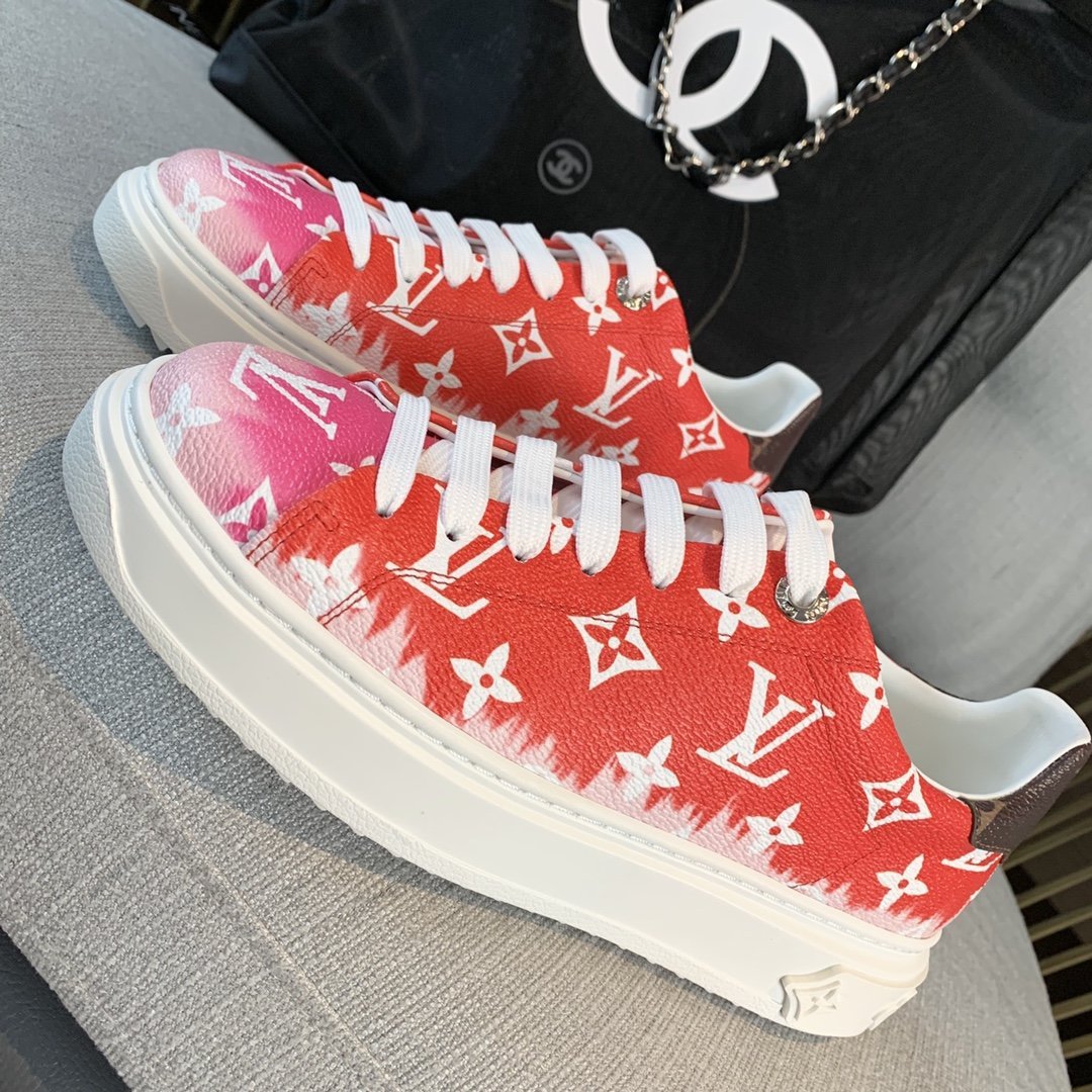 LU Sneakers Red