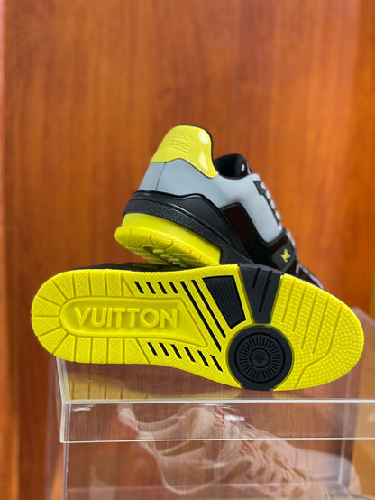 LU Sneakers Runner
