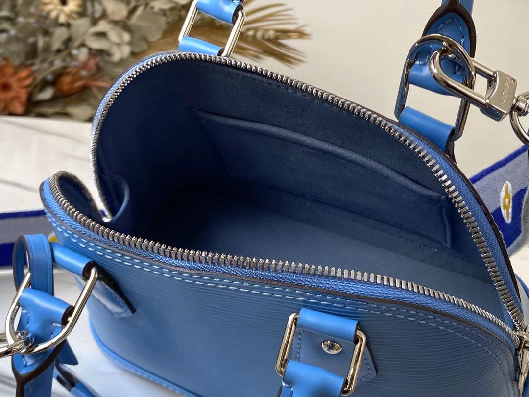 LU Bag ALMA MM   24 cm