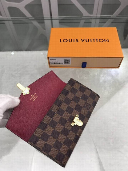 LU Wallet Big Bordeaux  Ebene