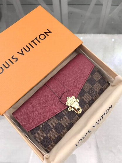 LU Wallet Big Bordeaux  Ebene