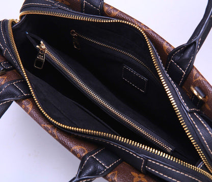 LU Bag Black Mono