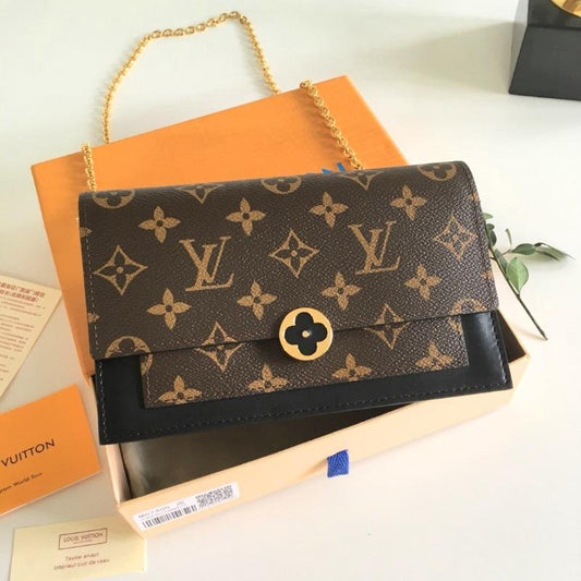 LU Bag Black Mono