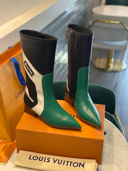 LU  Boots Flags Green