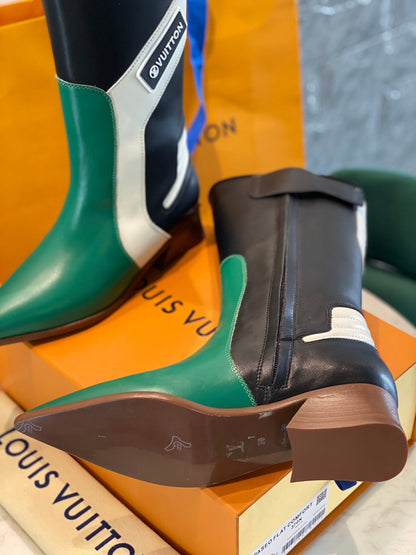 LU  Boots Flags Green