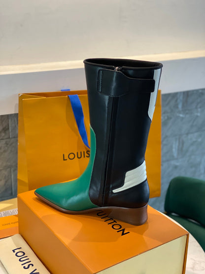 LU  Boots Flags Green