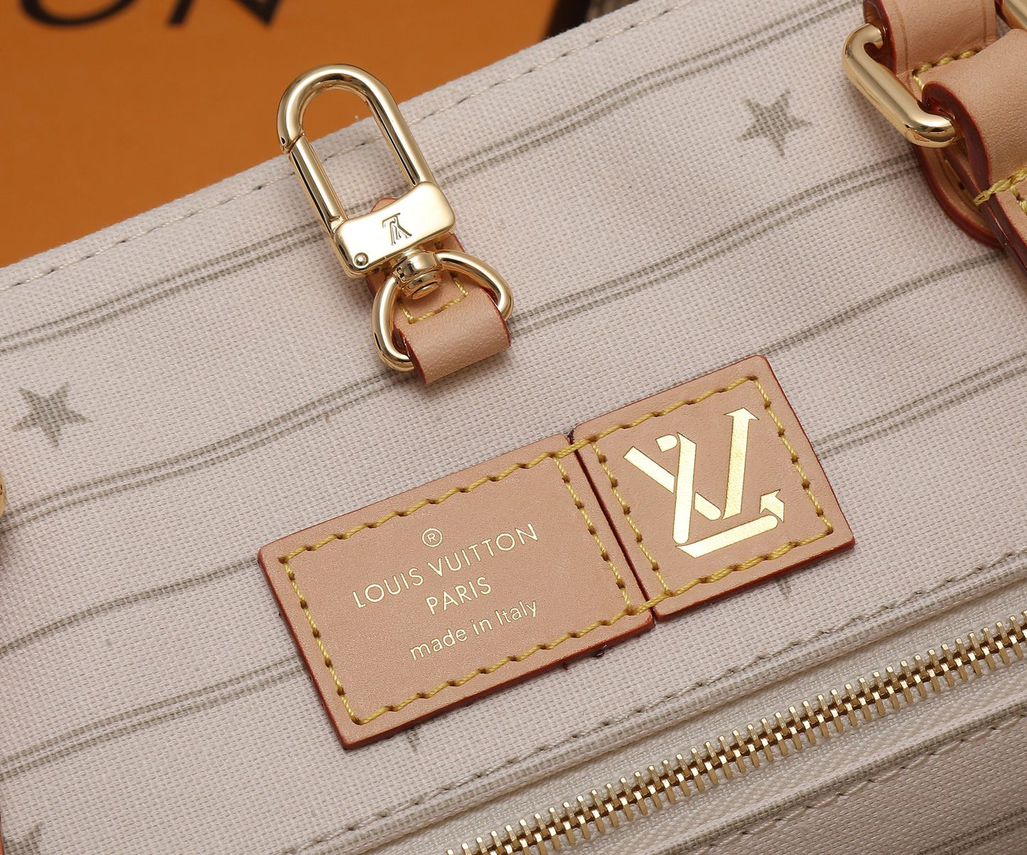 LU Bag ONTHEGO 41 cm Dubai Shopping