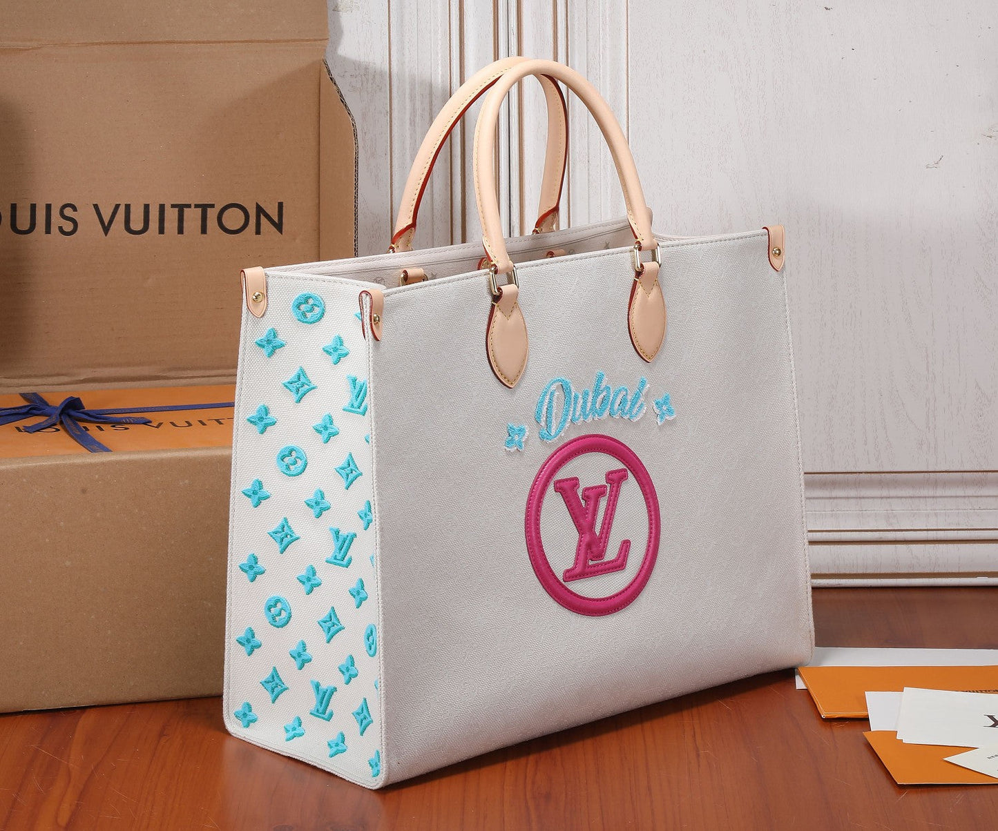 LU Bag ONTHEGO 41 cm Dubai Shopping