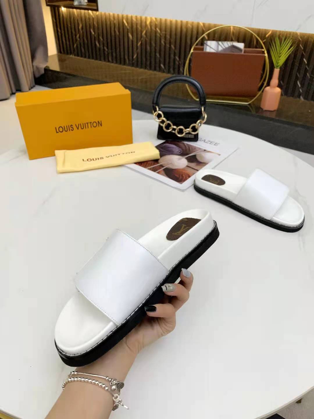 LU Slippers Sunset Flat