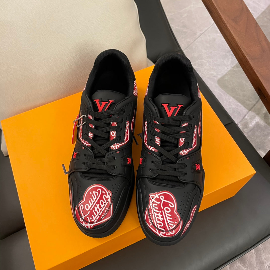 LU Sneakers Low Runner Love