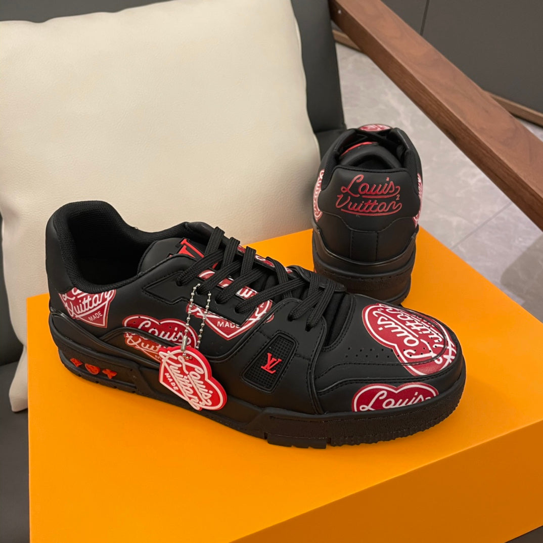 LU Sneakers Low Runner Love