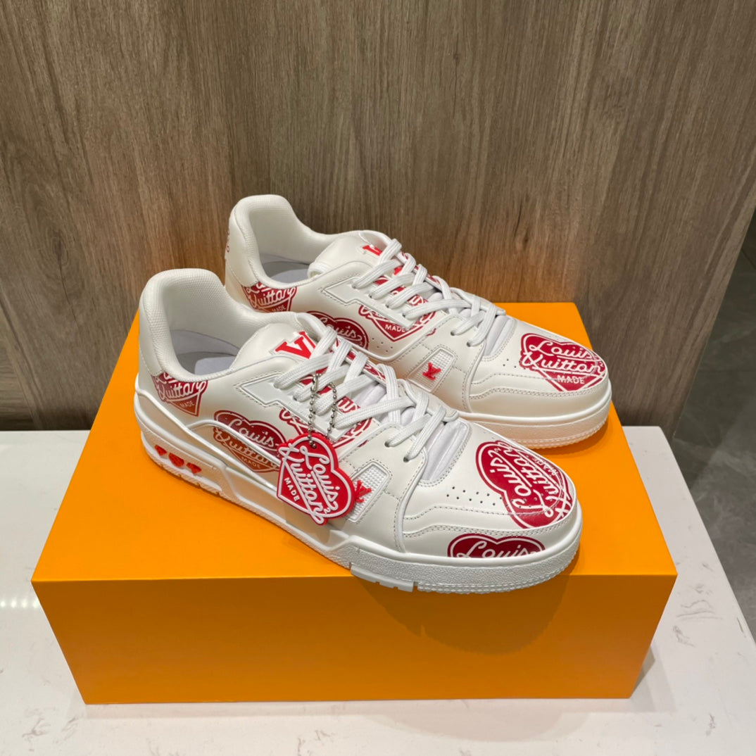 LU Sneakers Low Runner Love