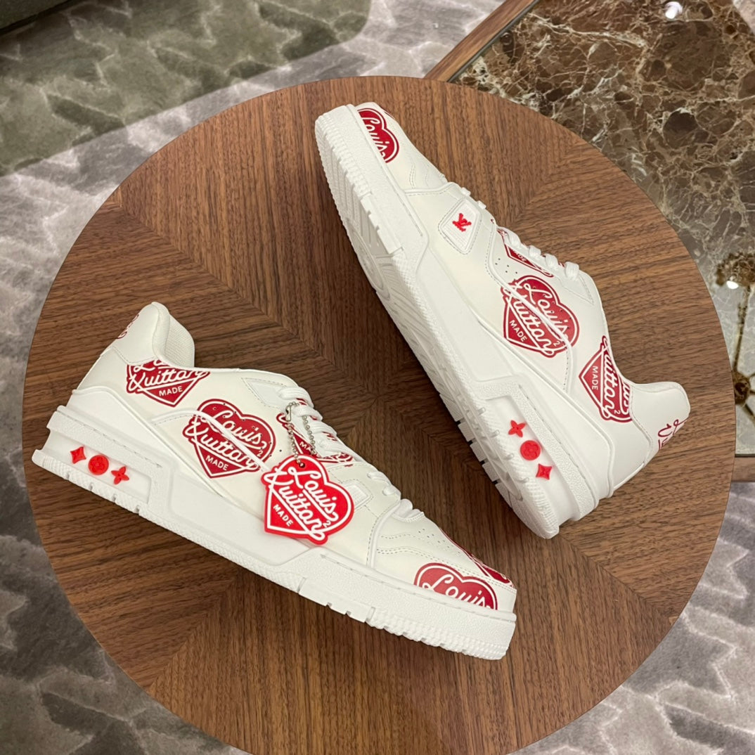 LU Sneakers Low Runner Love