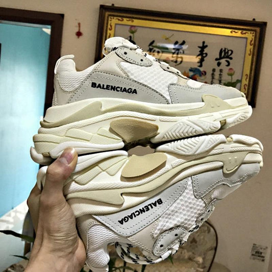balenciaga triple s 