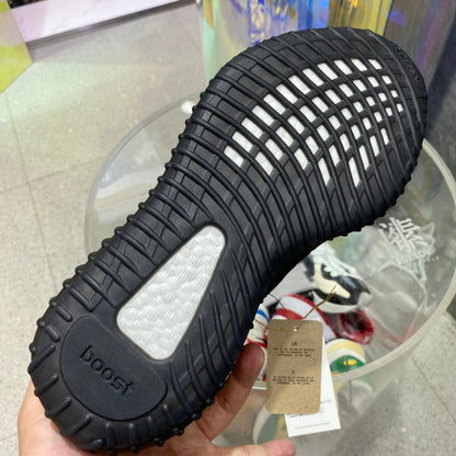 YEZY 350 Sneakers MX OAT