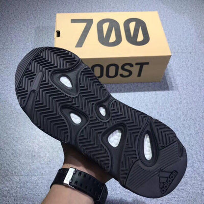 Yezy 700 Boost Sneakers Black Vanta