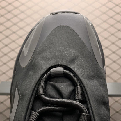 Yezy Sneakers 700 Black