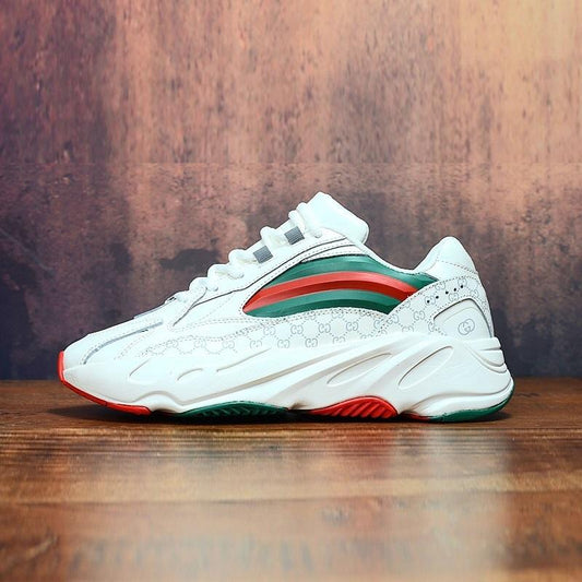 yeezy 700 gucci