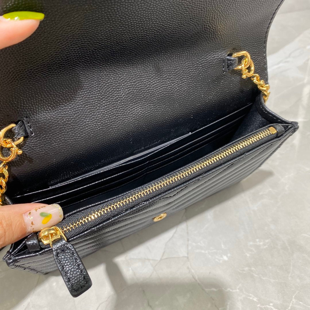 Y L Bag Black 19 cm