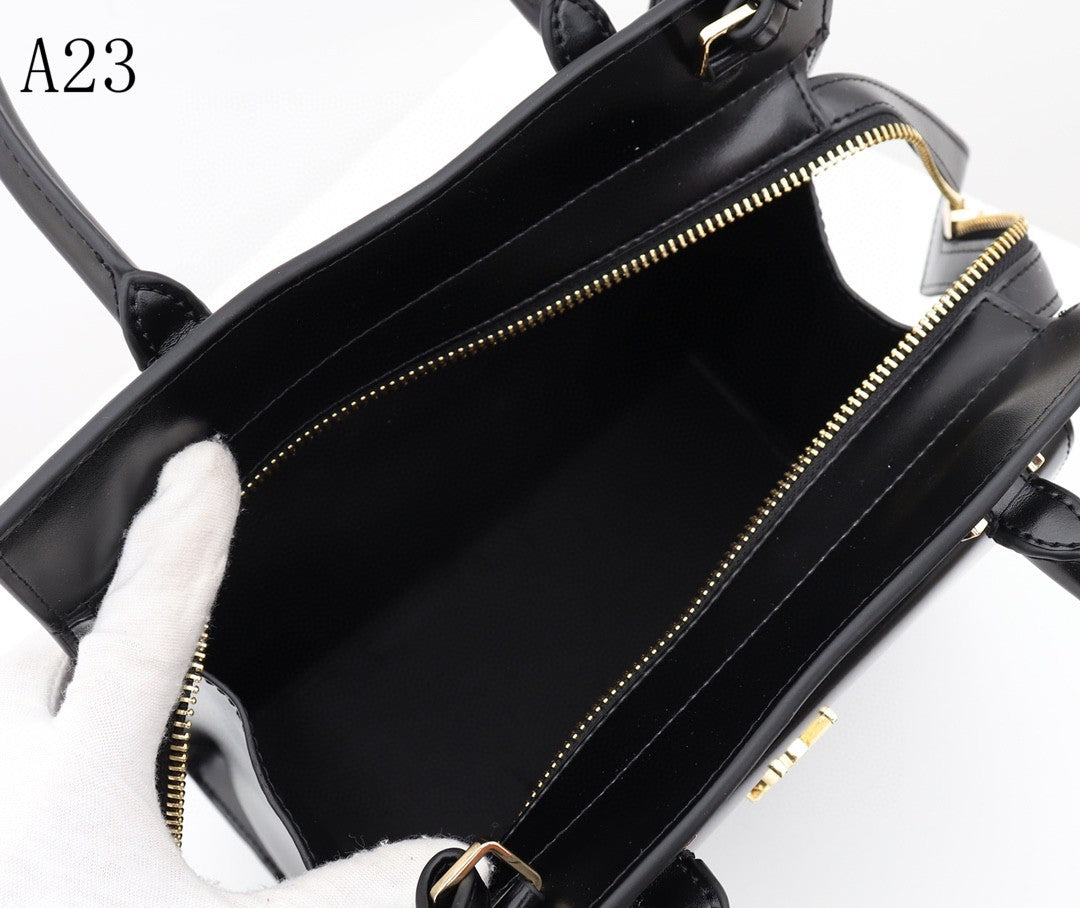 Y L  Bag  23 Cm Black